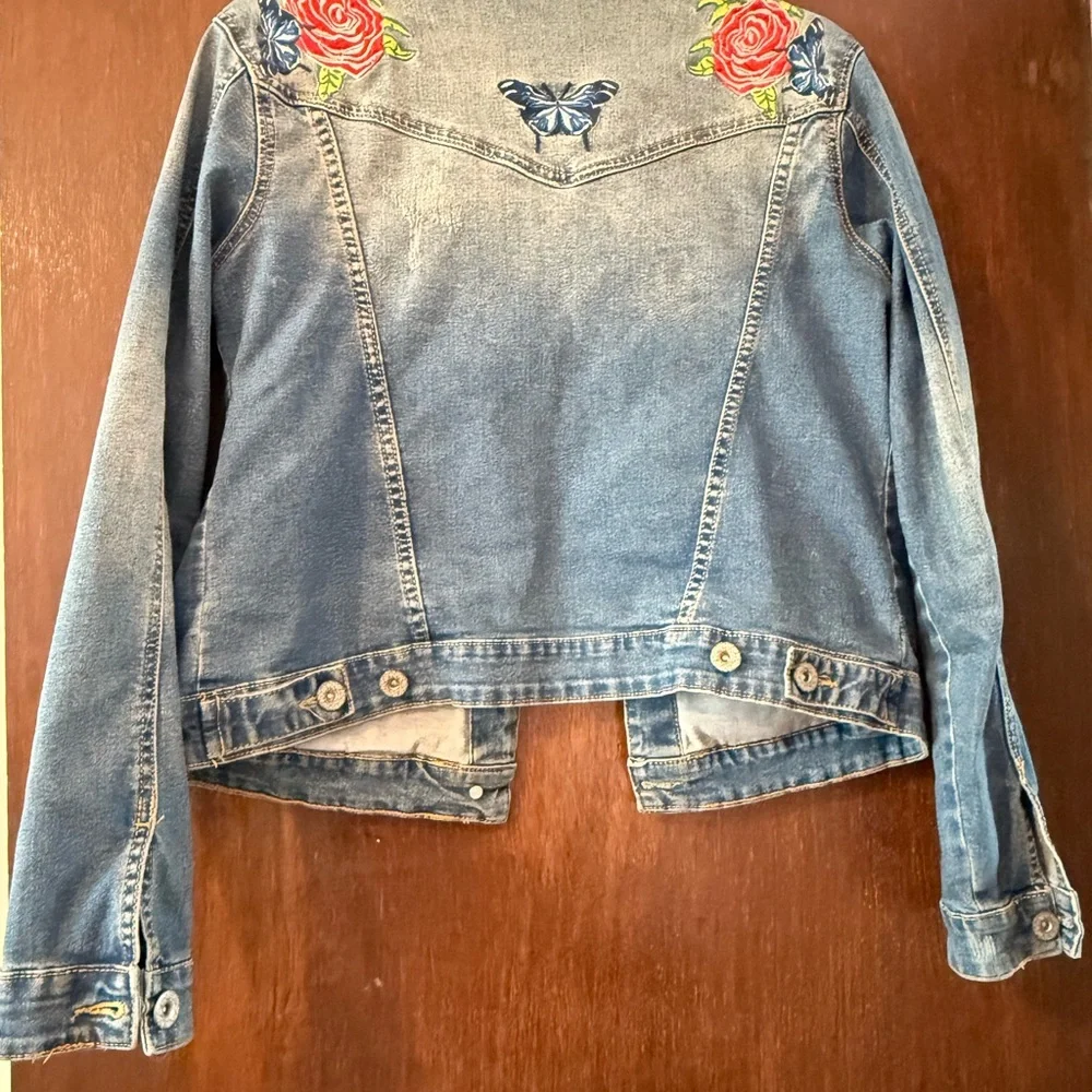 Baccini Blue Denim Jacket with Red Rose & Multicolor Bird Embroidery - Picture 2 of 2
